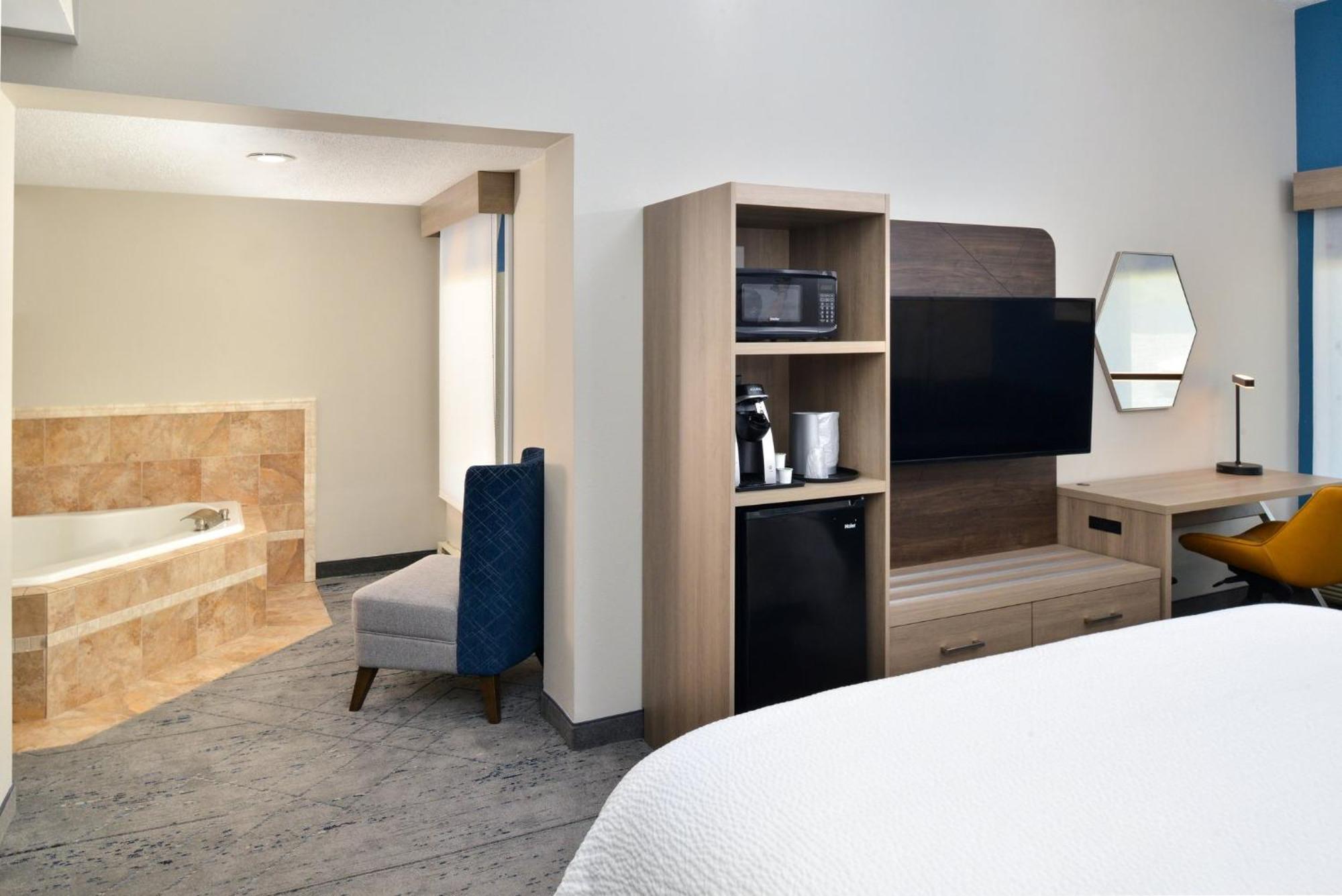 Holiday Inn Express Lewisburg - New Columbia By Ihg Exterior foto